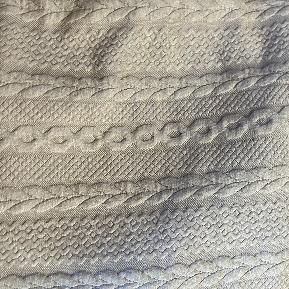 New Look Curves Mock Neck Sweater - Picture 4 of 4